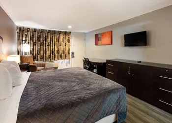 Knights Inn Fayetteville hotel thumbnail 6