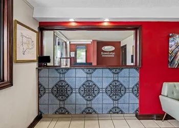 Econo Lodge Charlotte Airport Area hotel thumbnail 5
