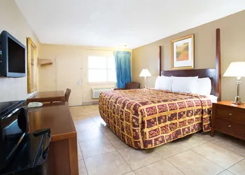 Knights Inn Orlando hotel thumbnail 3