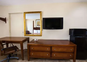 Knights Inn Orlando hotel thumbnail 4