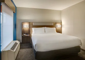 Holiday Inn Express I-95 Capitol Beltway-Largo by IHG hotel thumbnail 6