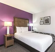 La Quinta Inn & Suites by Wyndham Columbia / Fort Meade hotel detail image 7