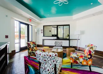 Palacio Royale Inn Boutique Katy hotel thumbnail 2