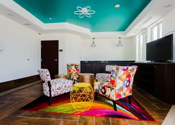 Palacio Royale Inn Boutique Katy hotel thumbnail 3