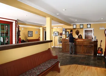 Grenfell Heritage Hotel & Suites hotel thumbnail 2