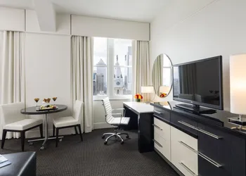 Loews Philadelphia Hotel hotel thumbnail 7