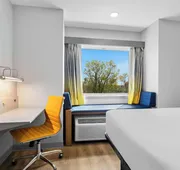 Microtel Inn & Suites by Wyndham Tulsa/Catoosa Route 66 hotel detail image 4