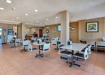 Microtel Inn by Wyndham Dry Ridge hotel thumbnail 3