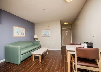 Microtel Inn & Suites by Wyndham Palm Coast I-95 hotel thumbnail 7