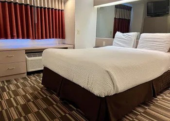 Microtel Inn and Suites by Wyndham MSP Airport Bloomington hotel thumbnail 5