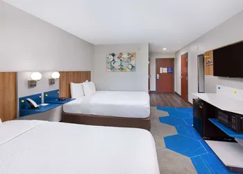 Microtel Inn and Suites by Wyndham Columbus North hotel thumbnail 7