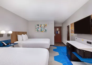 Microtel Inn and Suites by Wyndham Columbus North hotel thumbnail 8