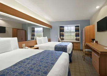 Microtel Inn & Suites by Wyndham Ponchatoula/Hammond hotel thumbnail 3
