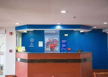Microtel Inn & Suites by Wyndham Daphne/Mobile hotel thumbnail 2
