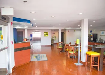 Microtel Inn & Suites by Wyndham Daphne/Mobile hotel thumbnail 3