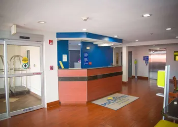 Microtel Inn & Suites by Wyndham Daphne/Mobile hotel thumbnail 4