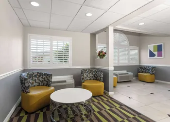 Microtel Inn & Suites by Wyndham Panama City hotel thumbnail 3