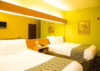 Microtel Inn & Suites by Wyndham Panama City hotel thumbnail 6