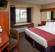 Microtel Inn & Suites by Wyndham Beckley East hotel detail image 5