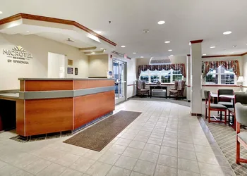Microtel Inn & Suites by Wyndham Bridgeport hotel thumbnail 2