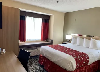 Microtel Inn & Suites by Wyndham Charleston WV hotel thumbnail 3