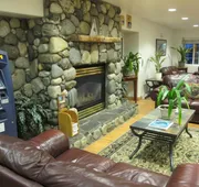 Microtel Inn & Suites by Wyndham Eagle River/Anchorage Area hotel detail image 5