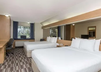 Baymont Inn & Suites by Wyndham Anchorage Airport hotel thumbnail 4
