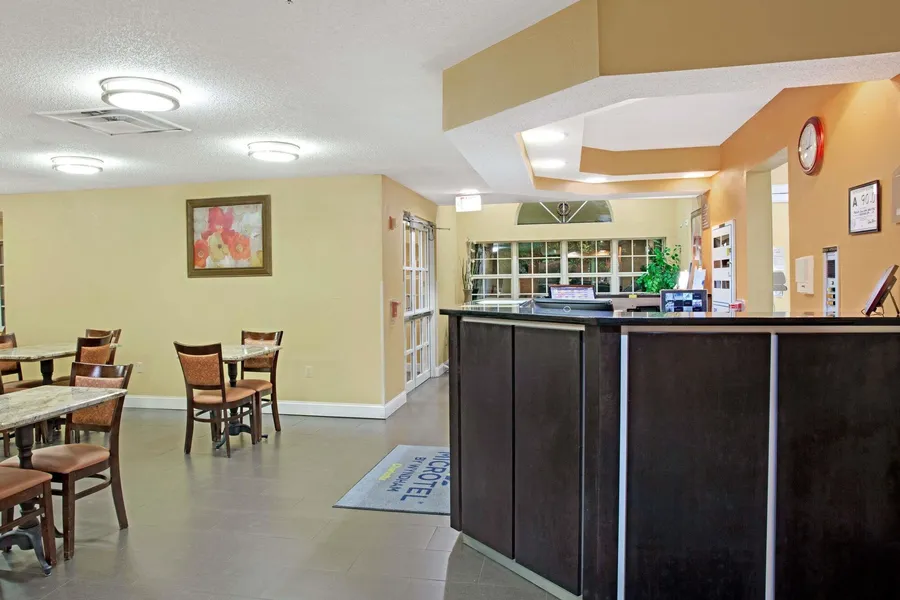 Microtel Inn by Wyndham Charlotte/University Place hotel detail image 2