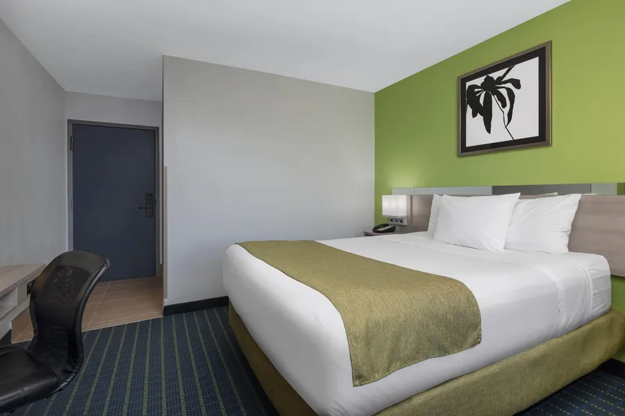 Microtel Inn by Wyndham Cornelius/Lake Norman hotel detail image 6