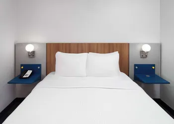 Microtel Inn by Wyndham Janesville hotel thumbnail 8