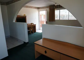 night Inn hotel thumbnail 2