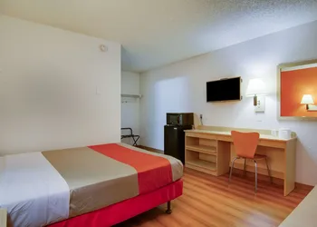 Motel 6 Tacoma, WA - Fife hotel thumbnail 7
