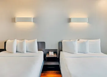 Motel 6 Los Angeles, CA - Los Angeles - LAX hotel thumbnail 7