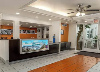 Motel 6 San Diego, CA - Downtown hotel thumbnail 2