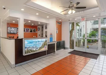 Motel 6 San Diego, CA - Downtown hotel thumbnail 4