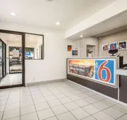 Motel 6 College Station, TX - Bryan hotel detail image 3