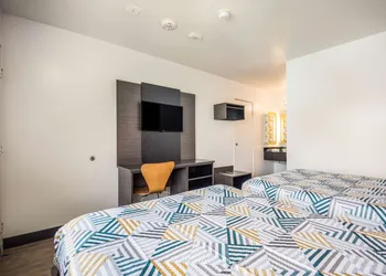 Motel 6 College Station, TX - Bryan hotel thumbnail 7