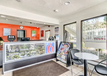 Motel 6 Stockton, CA - North hotel thumbnail 4