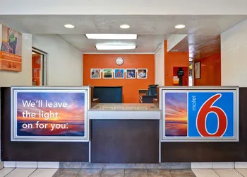 Motel 6 Dania Beach hotel thumbnail 2