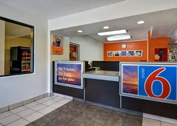 Motel 6 Dania Beach hotel thumbnail 3