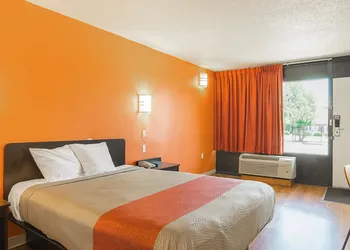 Motel 6 Little Rock, AR - West hotel thumbnail 7