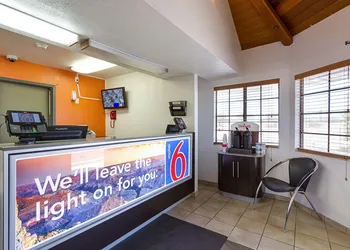 Motel 6 Mesa, AZ - South hotel thumbnail 3