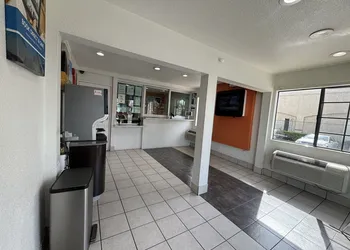 Motel 6 Bellflower, CA - Los Angeles hotel thumbnail 3