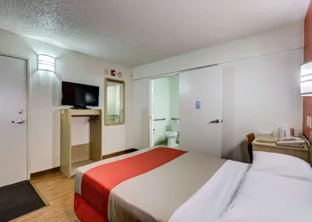 Motel 6 Wheat Ridge, CO - West - Denver North hotel thumbnail 4