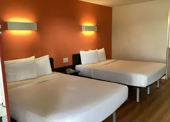 Motel 6 Oakland, CA - Embarcadero hotel thumbnail 6