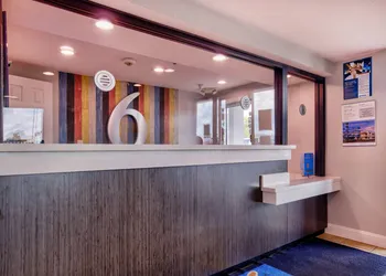 Motel 6 Jackson, MS hotel thumbnail 2