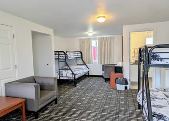 Ponderosa Motel hotel thumbnail 5