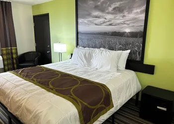 Super 8 by Wyndham Nebraska City hotel thumbnail 7