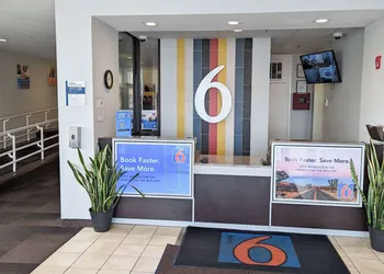 Motel 6 Framingham, MA - Boston West hotel thumbnail 4