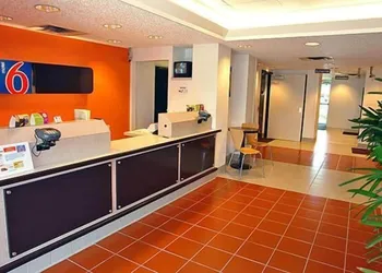 Motel 6 Irving, TX - DFW Airport North hotel thumbnail 3